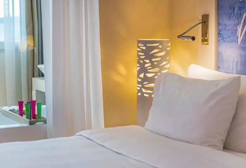 Executive-huone, N’vy Manotel