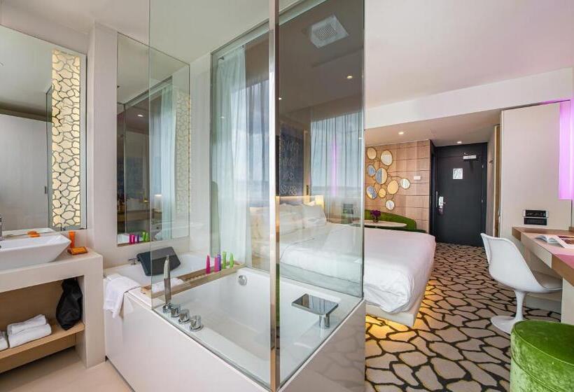 اتاق اجرایی, N’vy Manotel