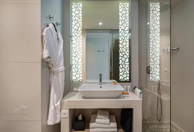 اتاق سوپریور, N’vy Manotel