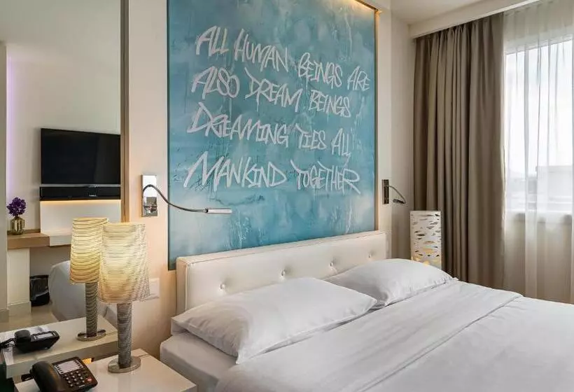 Superior-huone, N’vy Manotel