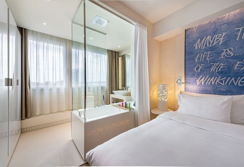 اتاق اجرایی, N’vy Manotel