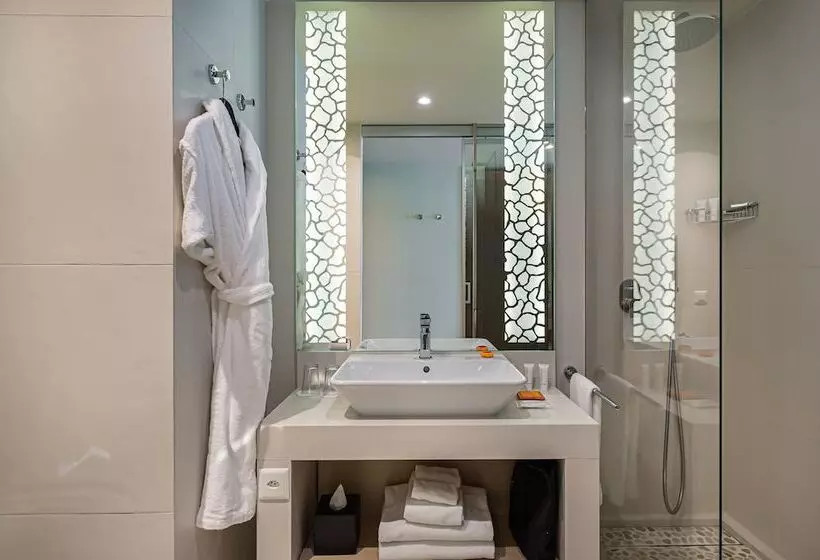 Superior-huone, N’vy Manotel