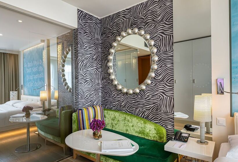 اتاق سوپریور, N’vy Manotel