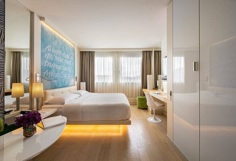 اتاق سوپریور, N’vy Manotel