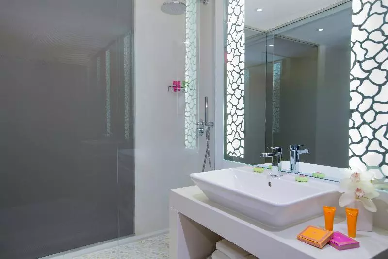 Superior-huone, N’vy Manotel