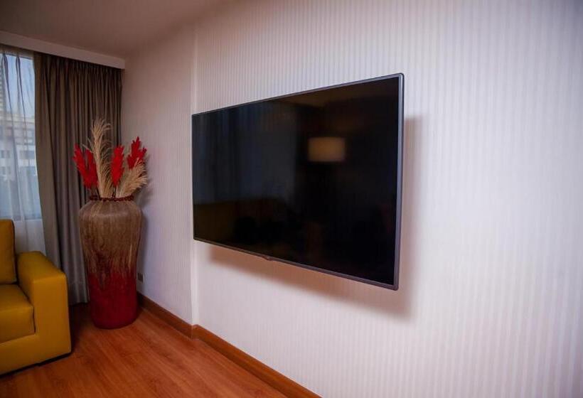 スイート, Bogota Plaza