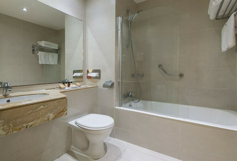 标准间侧面带海景, Golden Bay Beach