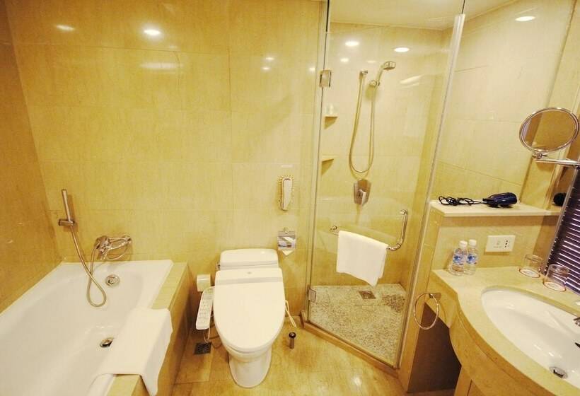 Номер Deluxe, Dalian Grand Continent International