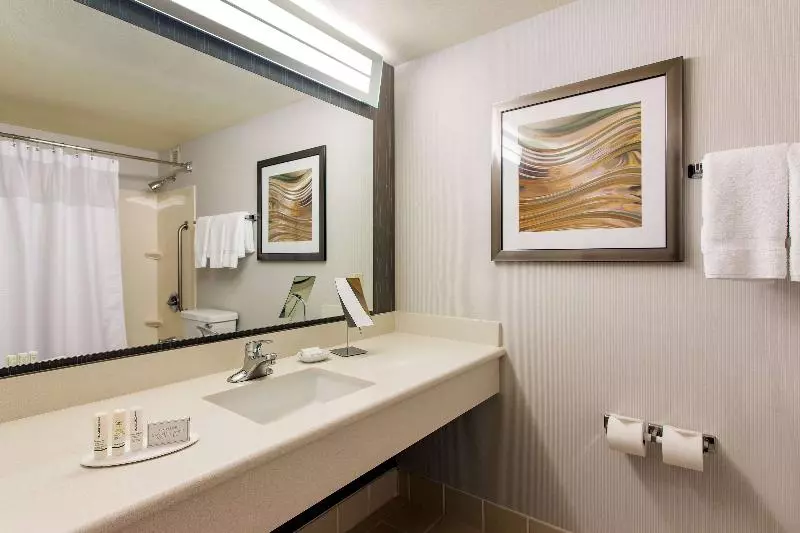اتاق استاندارد یک نفره, Park Hotel Hamburg Arena