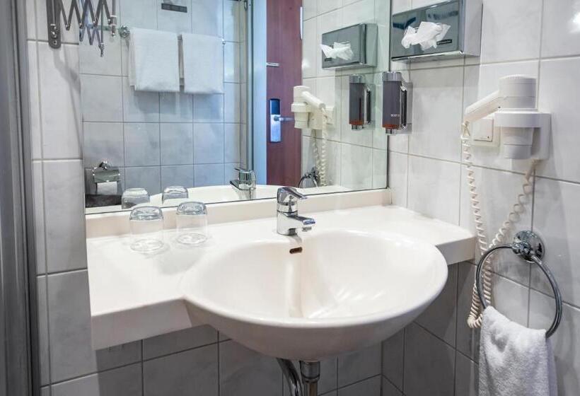 Номер бизнес-класса, Achat Hotel Lüneburger Heide