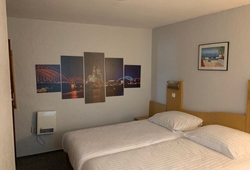 스탠다드 룸, Berg