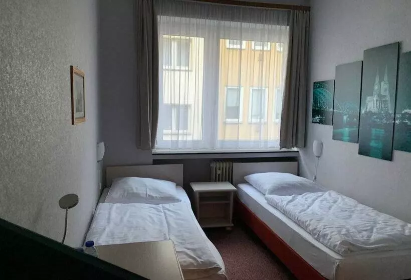 Standard-huone, Berg