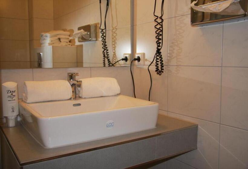 家庭间, Christiansen