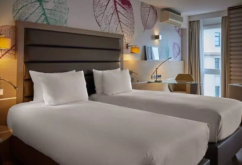 Standard-huone Parivuode, Doubletree By Hilton Hannover Schweizerhof
