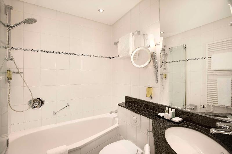 חדר סטנדרט, Doubletree By Hilton Hannover Schweizerhof