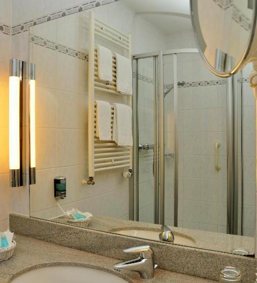 غرفة قياسية سرير مزدوج, Essener Hof; Sure Hotel Collection By Best Western