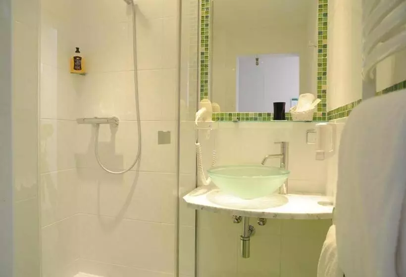 اتاق استاندارد یک نفره, Freund   Privathotels Dr Lohbeck