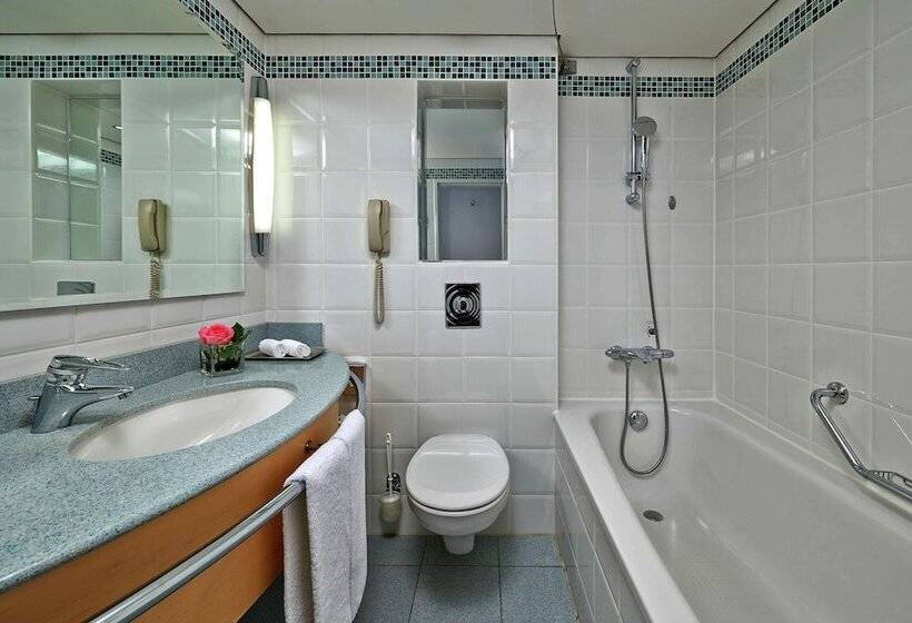 디럭스 룸, Hilton Dusseldorf