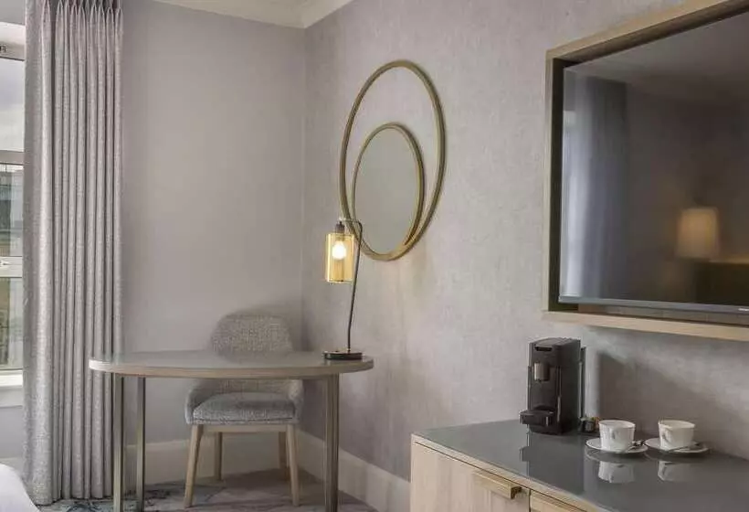 اتاق اجرایی, Hilton Dusseldorf