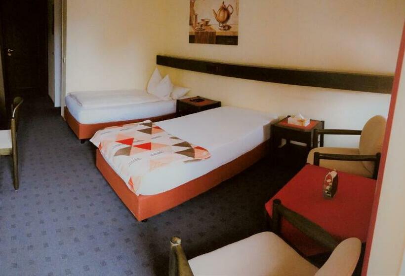 Номер Стандарт, Landhotel Töns