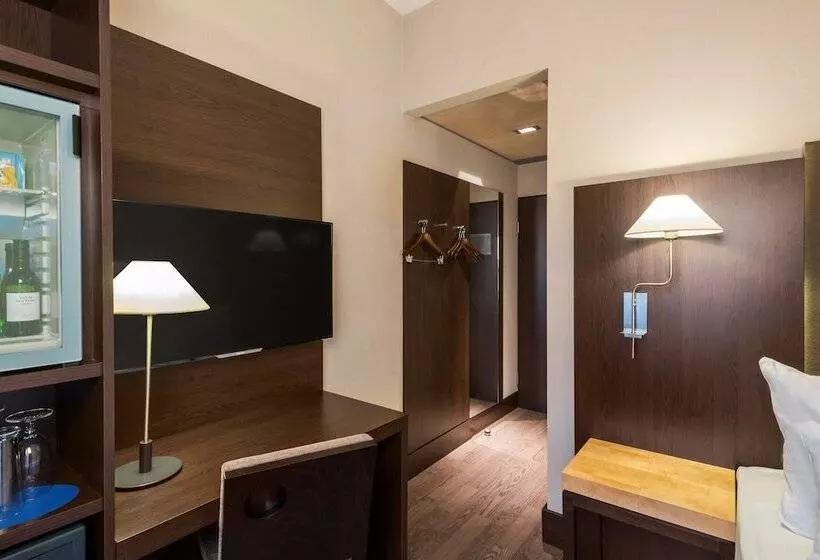 اتاق استاندارد یک نفره, NH Düsseldorf Königsallee