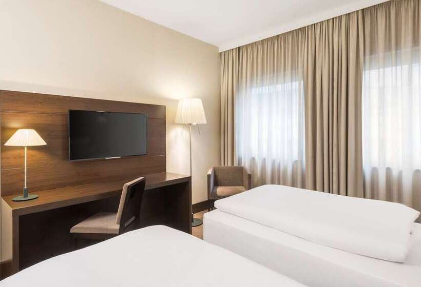 Номер Superior, NH Düsseldorf Königsallee