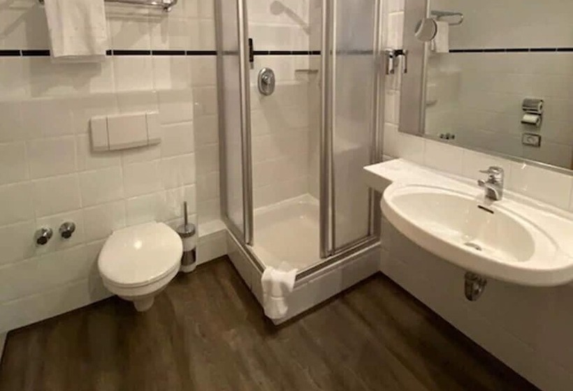 Rahat Oda, Nordseehotel Wilhelmshaven