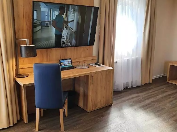 Standard Studio Double Bed, Nordseehotel Wilhelmshaven