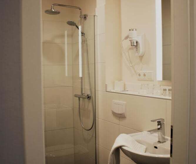 스탠다드 룸, Restaurant Tüxen