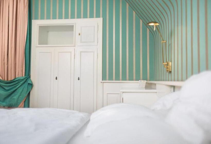 Standard Room, Schloss Wilkinghege