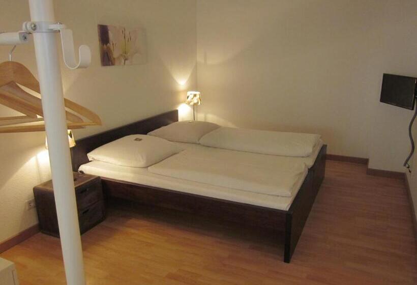 Апартаменты 1 Спальня, Waldesruh