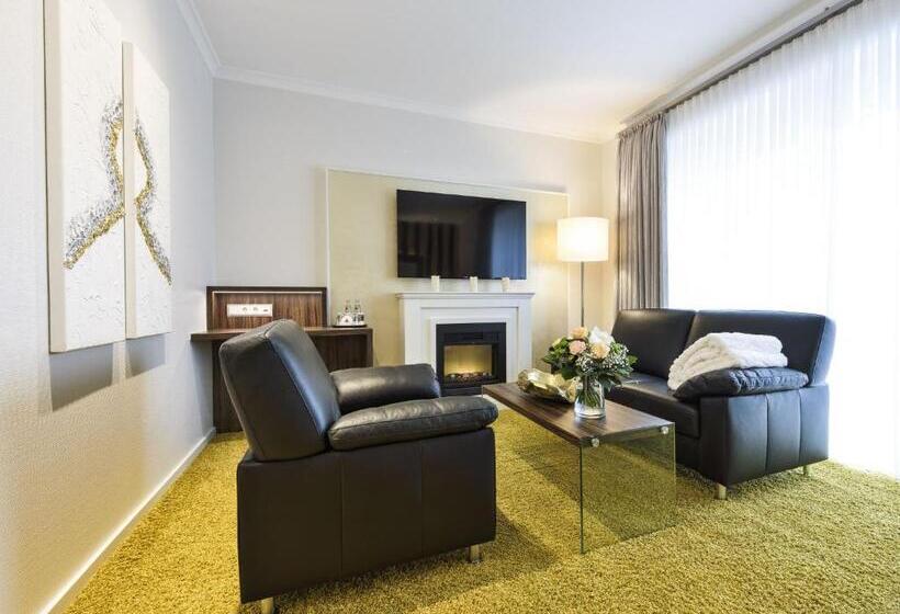 جناح, See Und Sporthotel Ankum Mit Lakeside Apartments