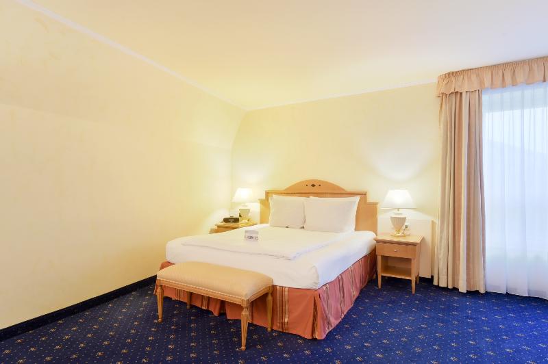 Полулюкс, Achat Hotel Karlsruhe City