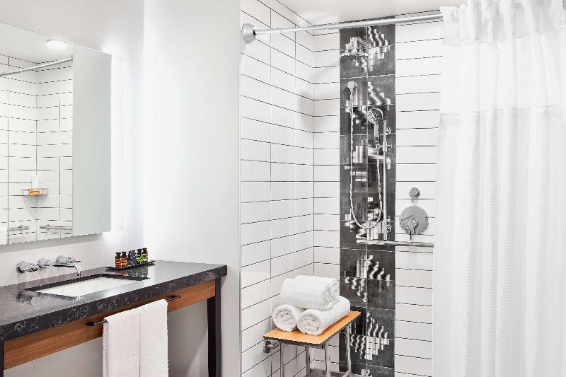 اتاق خانوادگی, Achat Hotel Karlsruhe City