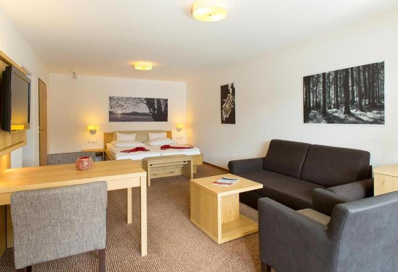 Quarto superior, Brugger  S Hotelpark Am Titisee