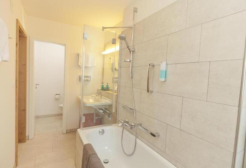 Quarto Individual Clássico, Brugger  S Hotelpark Am Titisee