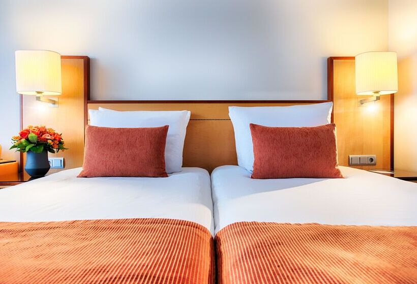 اتاق سوپریور, Achat Hotel Karlsruhe City