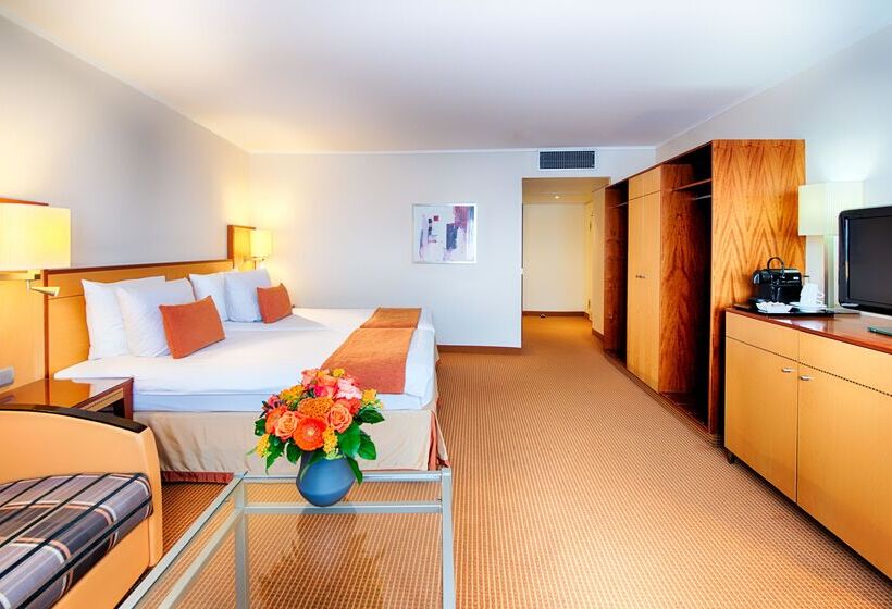 家庭间, Achat Hotel Karlsruhe City