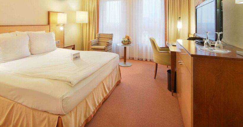 اتاق سوپریور, Achat Hotel Karlsruhe City