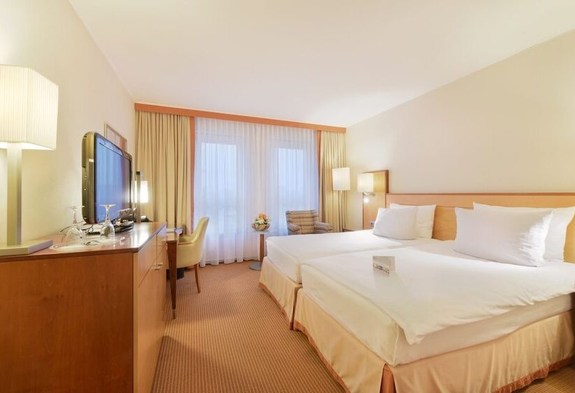 اتاق سوپریور, Achat Hotel Karlsruhe City