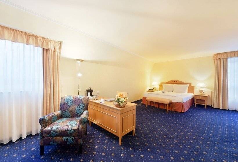 سوییت جونیور, Achat Hotel Karlsruhe City