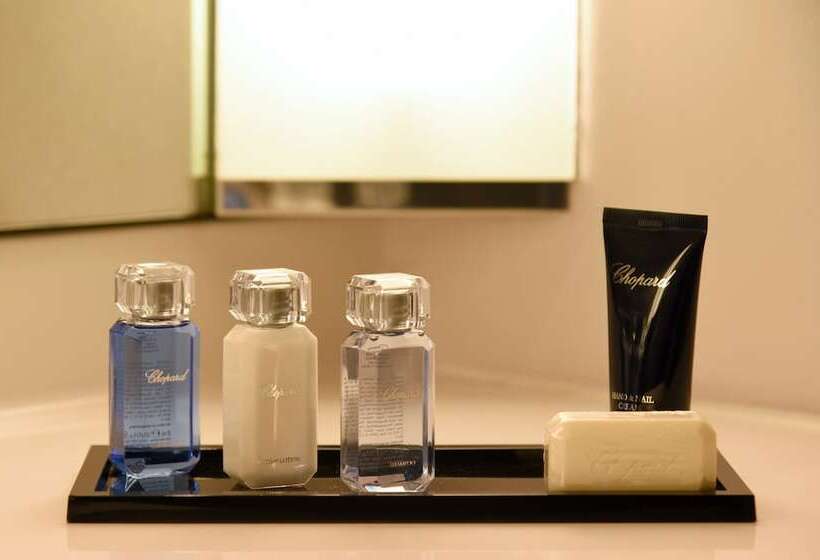 اتاق خانوادگی, Achat Hotel Karlsruhe City