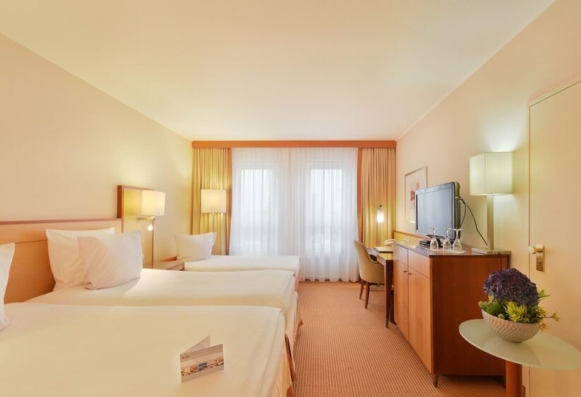 家庭间, Achat Hotel Karlsruhe City