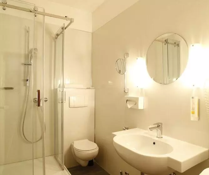 اتاق سوپریور, Arthotel Ana Eden