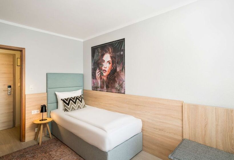 اتاق استاندارد یک نفره, Arthotel Ana Eden