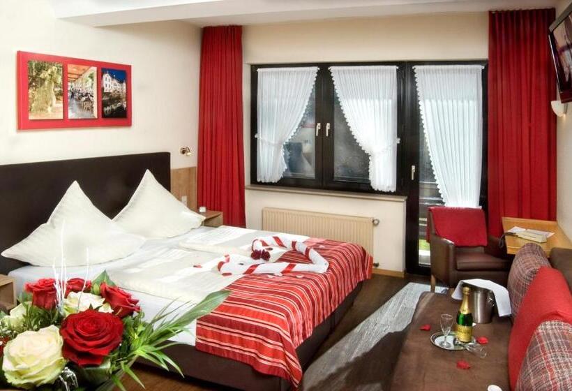 Номер Стандарт с Балконом, Hauer