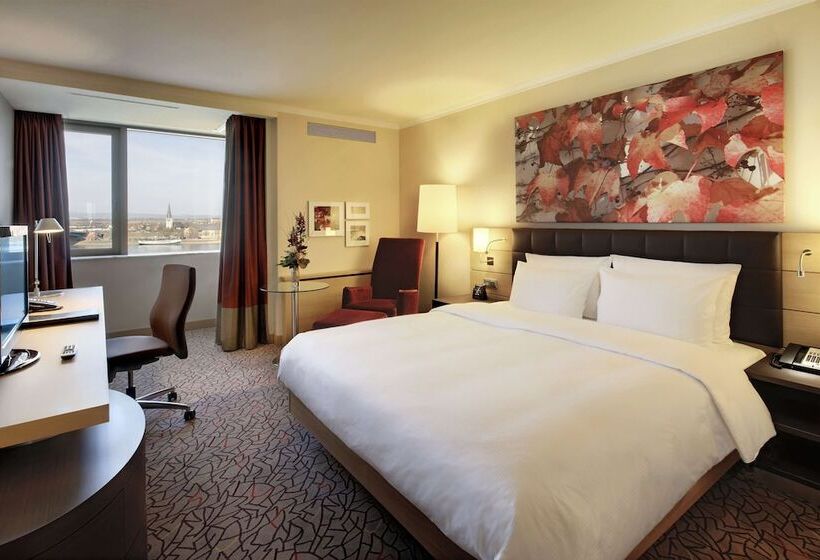 行政房间, Hilton Mainz
