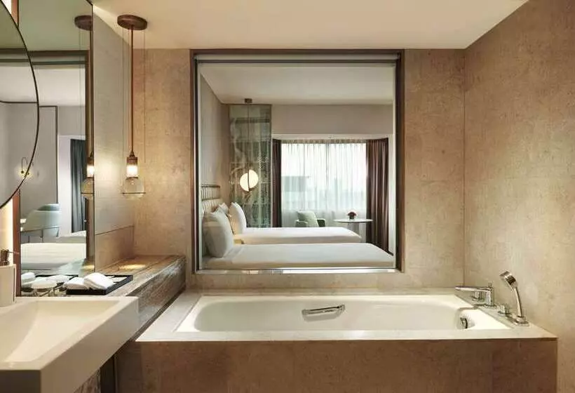 اتاق اجرایی, Hilton Mainz