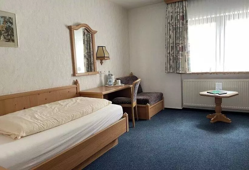 Economy Yhden Hengen Huone, Landgasthaus Pfahl
