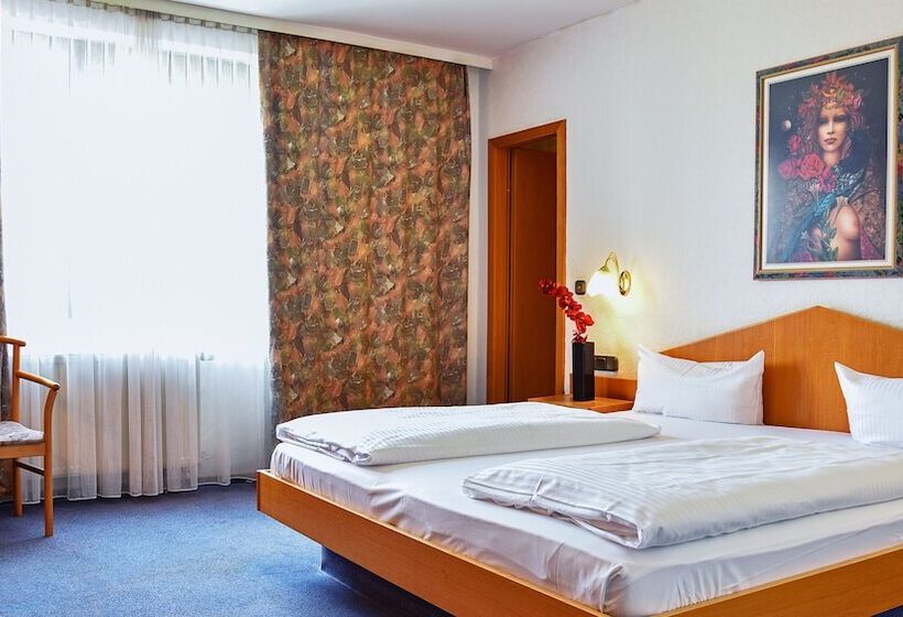 Номер Стандарт, Mainbogen